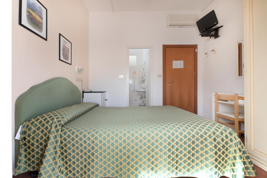 Hotel Belsoggiorno Cattolica Luaran gambar