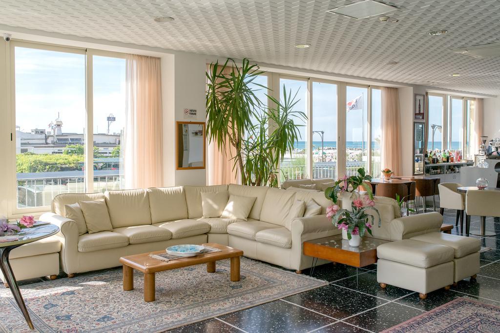 Hotel Belsoggiorno Cattolica Luaran gambar