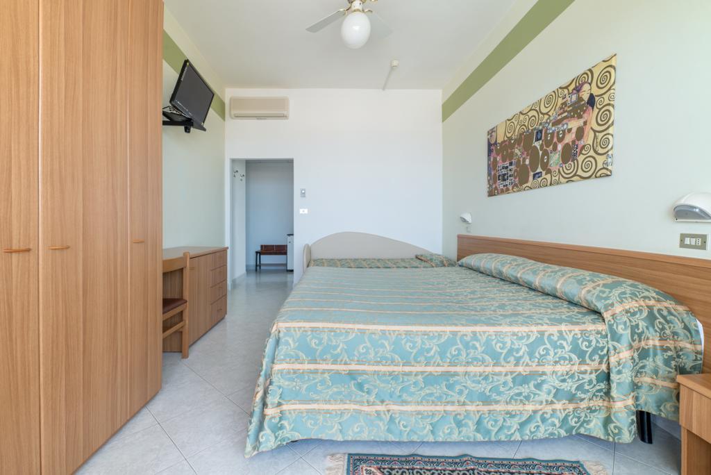 Hotel Belsoggiorno Cattolica Luaran gambar
