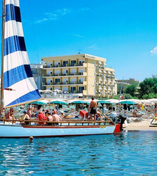 Hotel Belsoggiorno Cattolica Luaran gambar