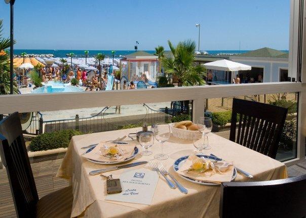 Hotel Belsoggiorno Cattolica Luaran gambar